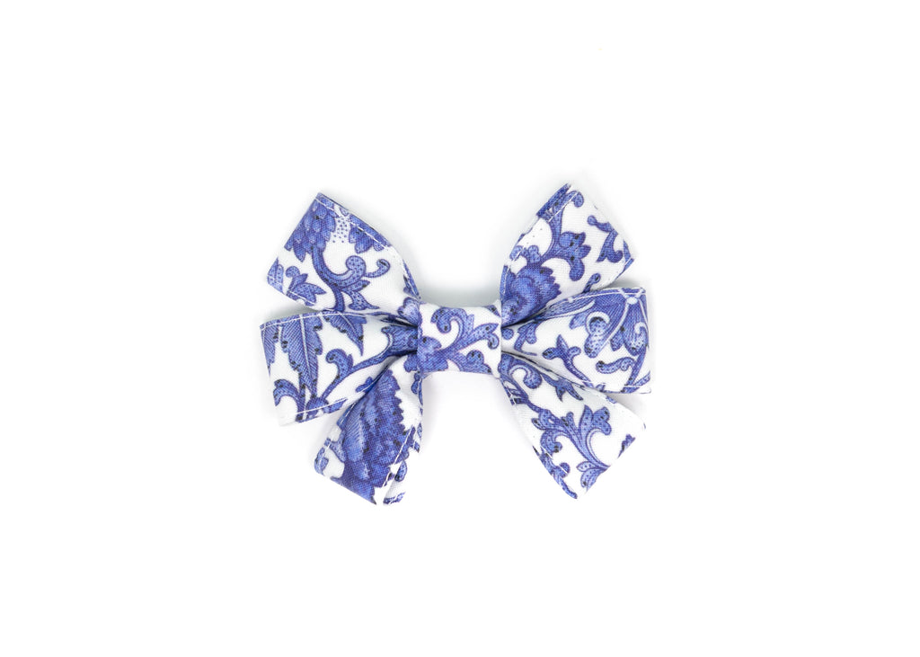 The Louise Girly Bow