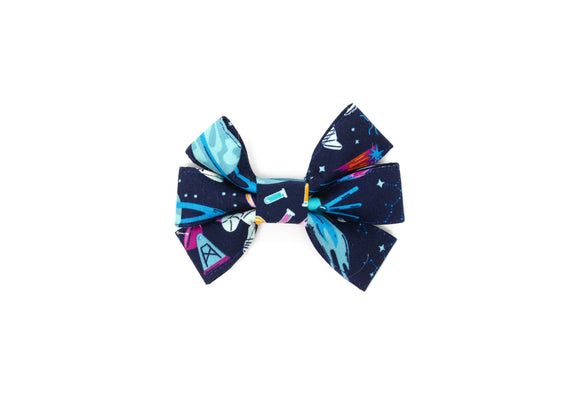 The Newton Girly Bow