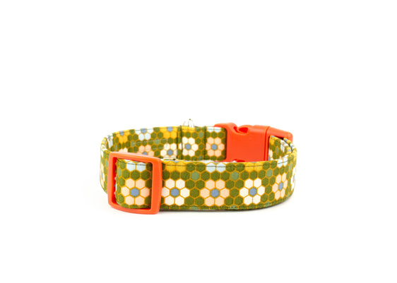 The Lucia Collar
