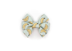 The George Girly Bow